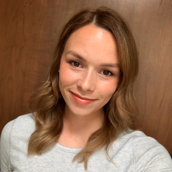 Meet your Posher, Becky - Picture 1 of 1